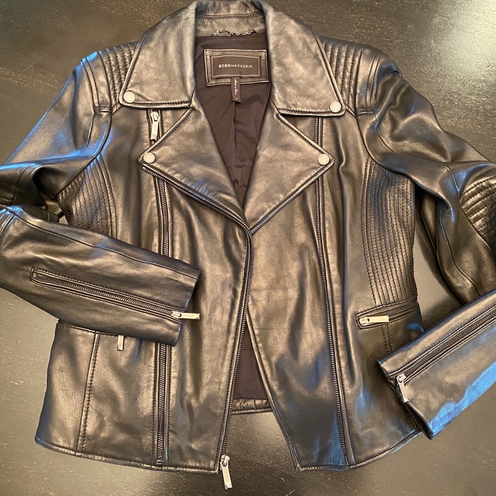 BCBG GENUINE LAMBSKIN JACKET (M)